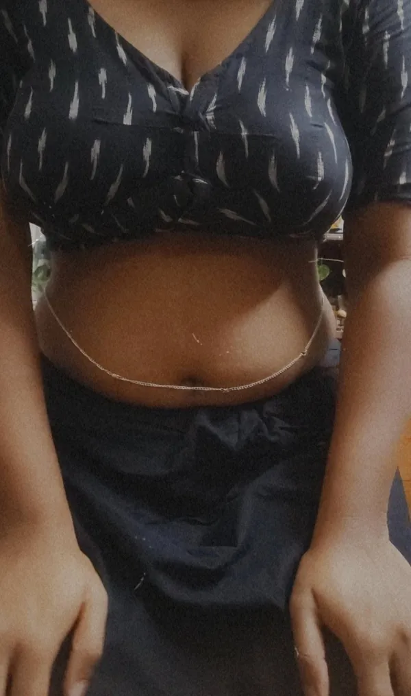 Photo 5 in Beautiful Tamil Insta Model Big Ass And Face Sitting Pics